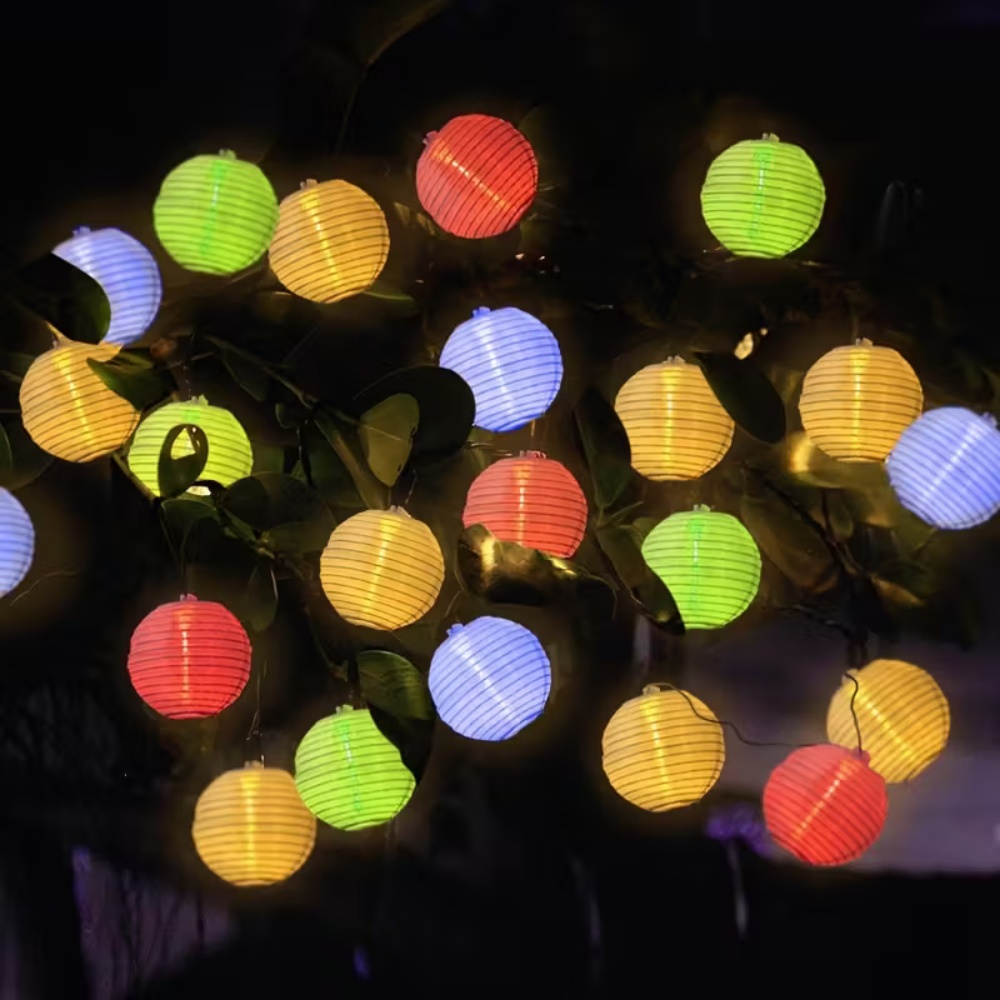 Luci a stringa con lanterne di - Lantern Paper Solar recensione e prezzo