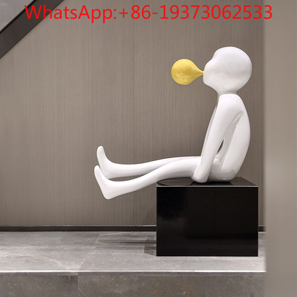 Scultura a forma di personaggi - Decor Lighting & Decor Fires recensione e prezzo