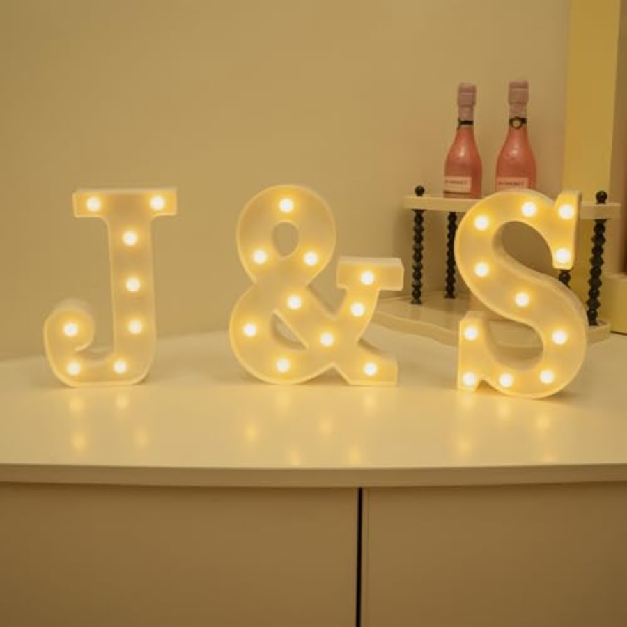 Insegna Luminosa a LED con Let - Light Up Letters Marquee recensione e prezzo