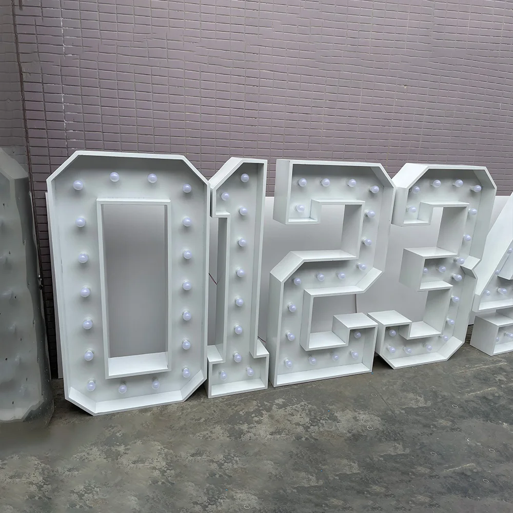 Logo di dimensioni personalizz - Light Up Letters Marquee recensione e prezzo
